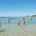 בית נופש In Nin With Sandy & Pools