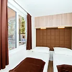 Holiday home In Nin With Sandy & Pools *