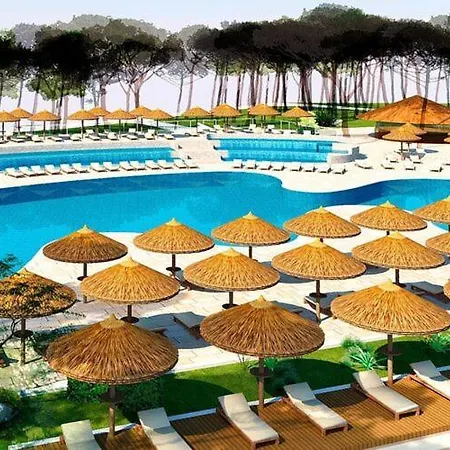 Mobile Homes In Zaton Resort, With Large Pool Area *