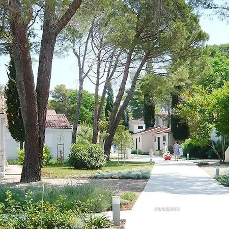 Mobile Homes In Zaton Resort, With Large Pool Area * Zaton (Zadar)