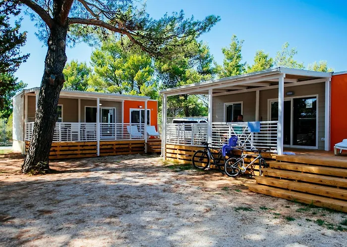 In Nin With Sandy & Pools Ferienhaus Zaton (Zadar)