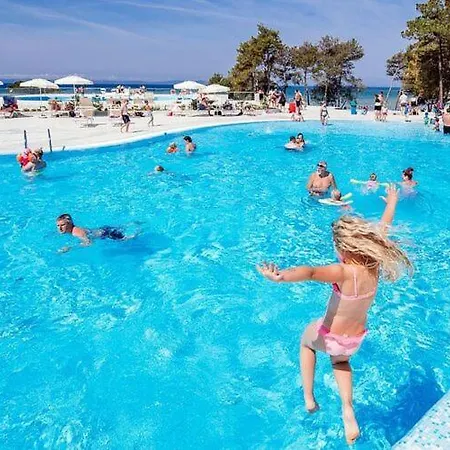 In Nin With Sandy & Pools Ferienhaus Zaton (Zadar)