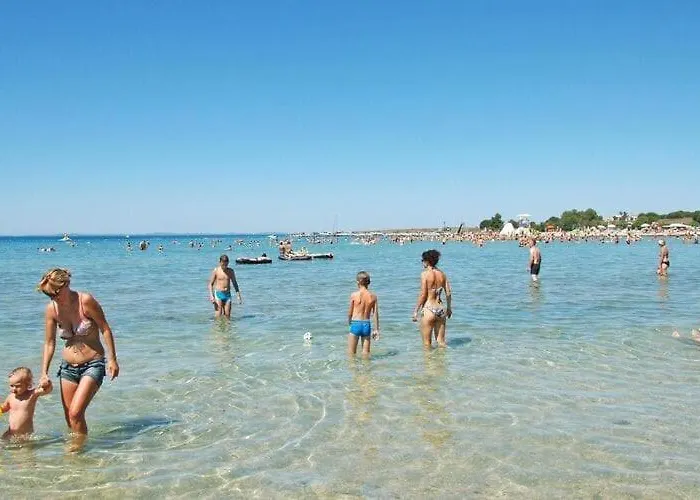 Dom wakacyjny In Nin With Sandy & Pools